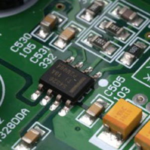 深圳三星貼片電容代理商：電腦主板上貼片電容大小怎么看？